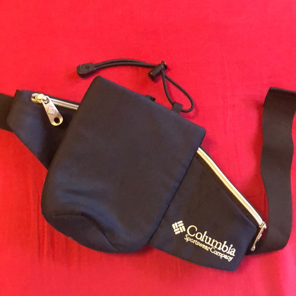 Columbia Brand Water Bottle Fanny Pack